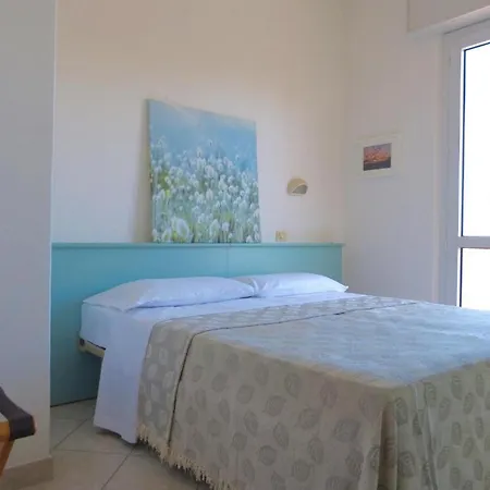 D'annunzio Alojamento de Acomodação e Pequeno-almoço 3*