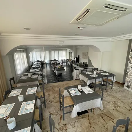 Couette-café D'annunzio Cattolica