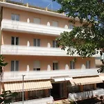 D'annunzio Bed and breakfast 3*